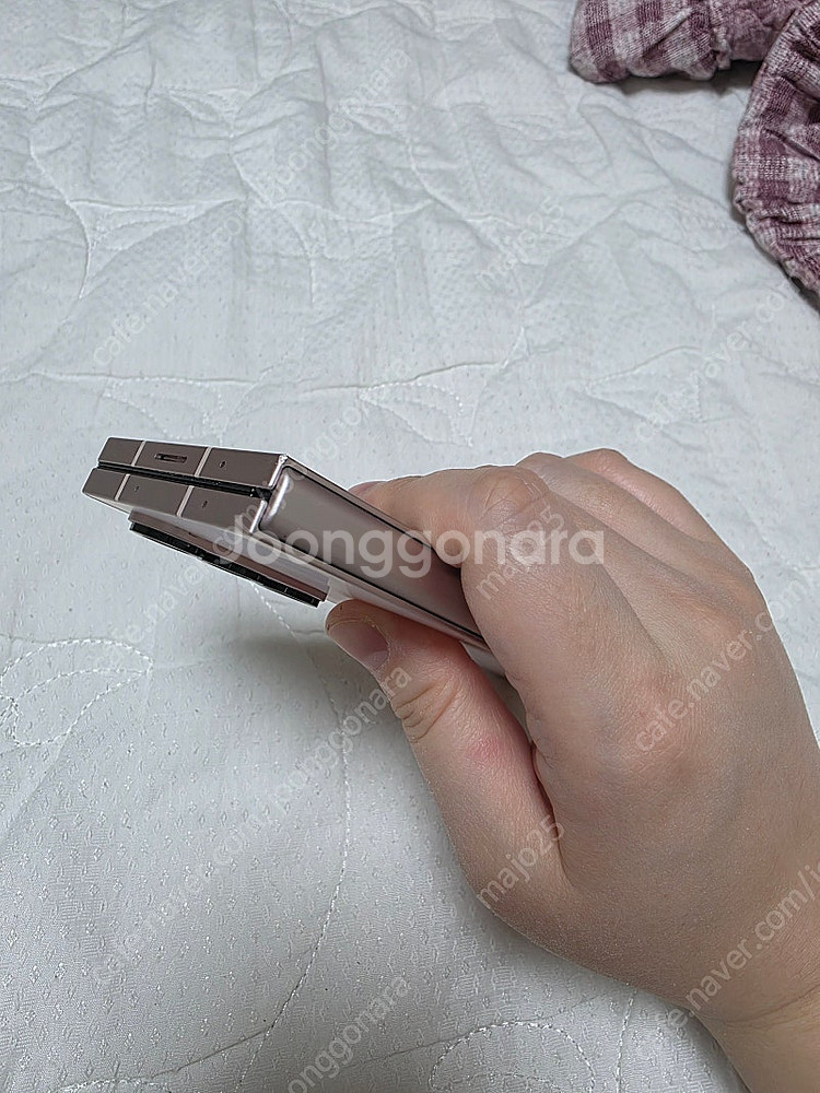 삼성 갤럭시 폴드6 256GB 상태 A급 팝니다--1