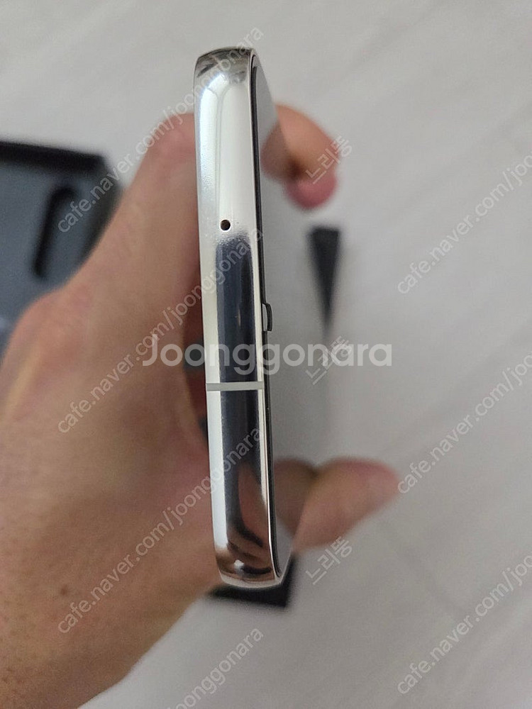 갤럭시s23플러스 256gb 자급제 (크림색)팝니다--3