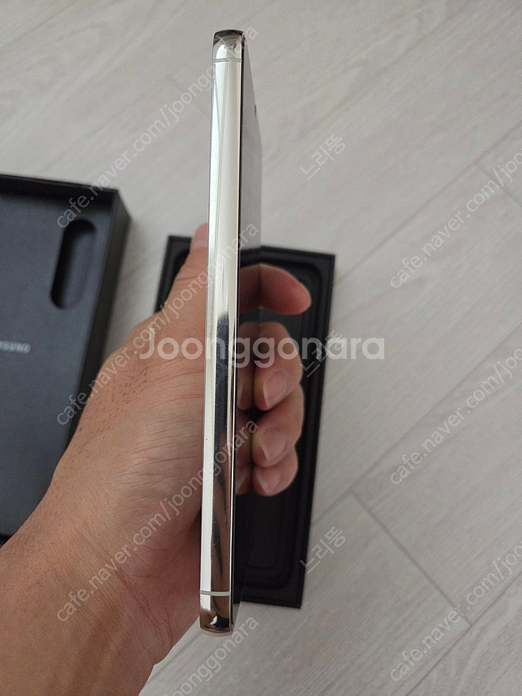갤럭시s23플러스 256gb 자급제 (크림색)팝니다--4