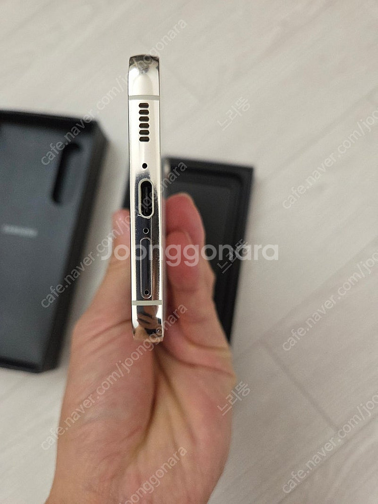 갤럭시s23플러스 256gb 자급제 (크림색)팝니다--5