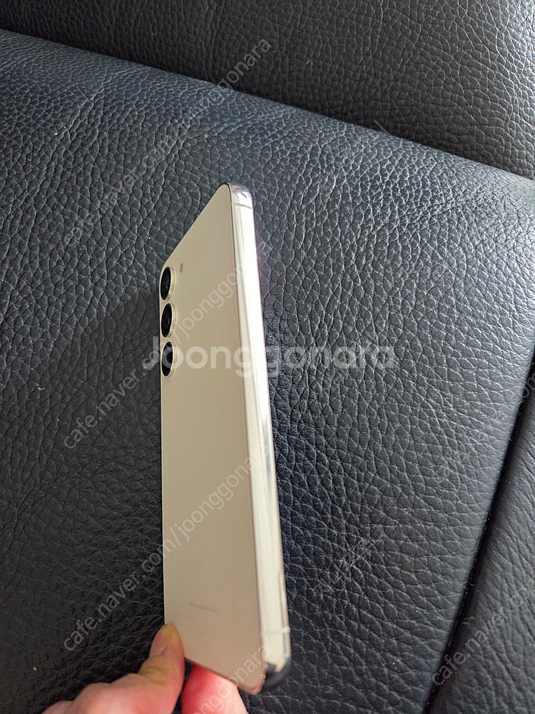 갤럭시s23 512GB(기스없음)택포--3