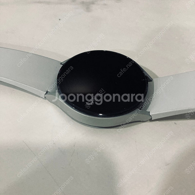 갤럭시 워치4 실버 44MM 케이블포함 매우깨끗 7만원...--2