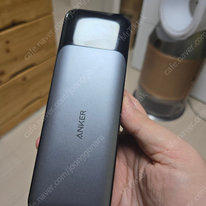 앤커 737 24000mah 보조배터리 팝니다