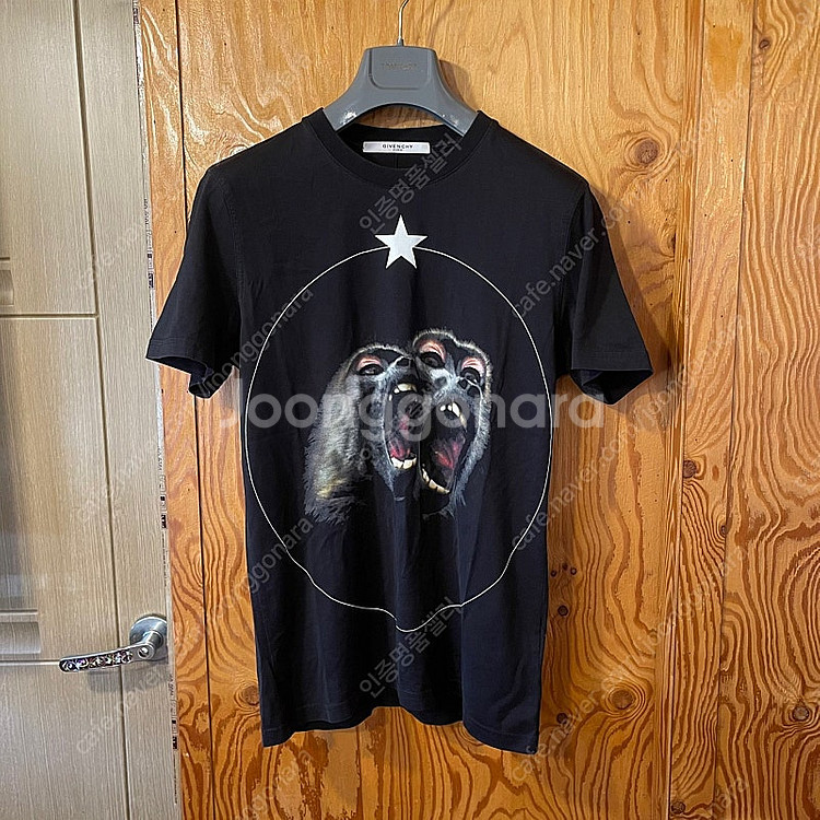 지방시 투몽키 반팔 티셔츠 판매 합니다.......버버리,톰브라운--3