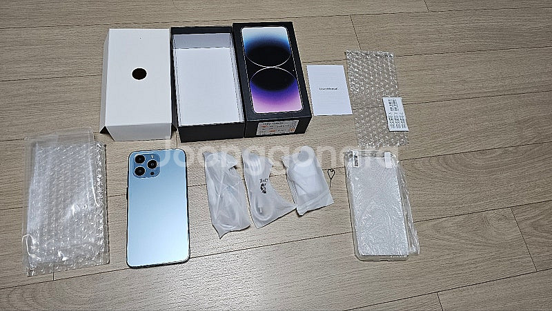 (새제품) 스마트폰 6.7 인치 풀 스크린 페이스 ID...--0