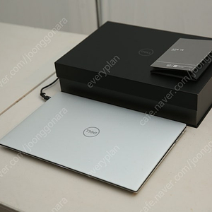 델 xps 9500 15인치 노트북 판매합니다.