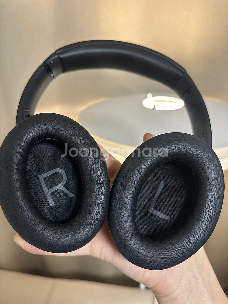 boss qc45 헤드폰 팝니다. (블랙)--1