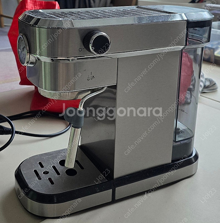 맥널티 커피머신(주변용품포함)--0