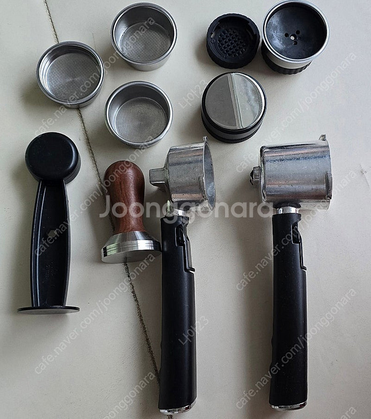 맥널티 커피머신(주변용품포함)--3