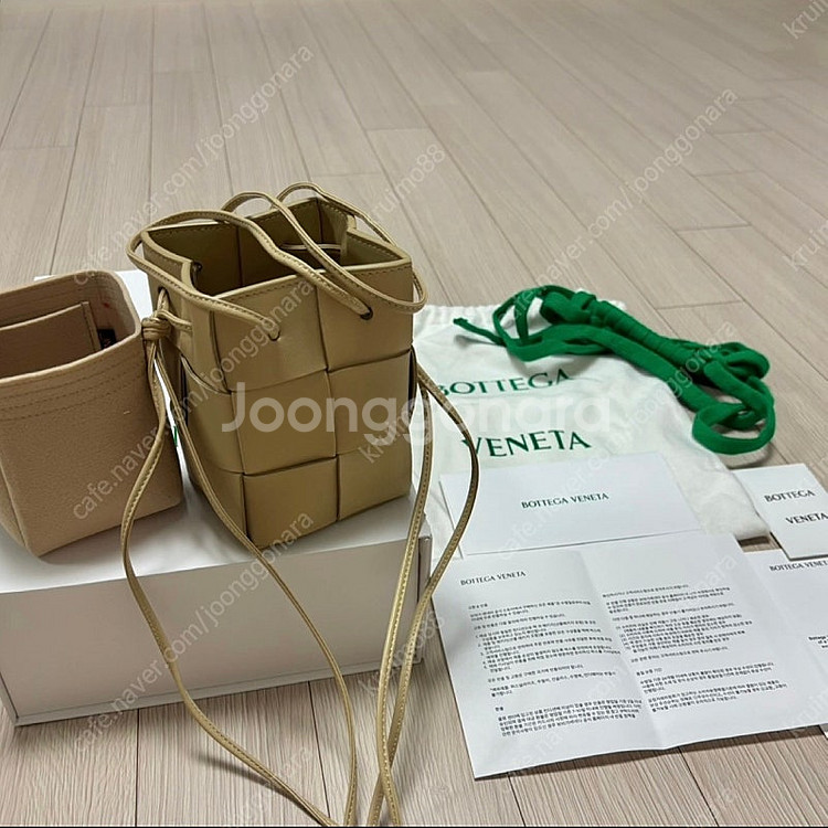 보테가 베네타(BOTTEGA VENETA) 미니 카세트...--8