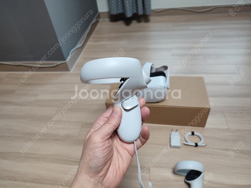 오큘러스 메타 퀘스트2 64G + 인기유료게임 11개 ...--8