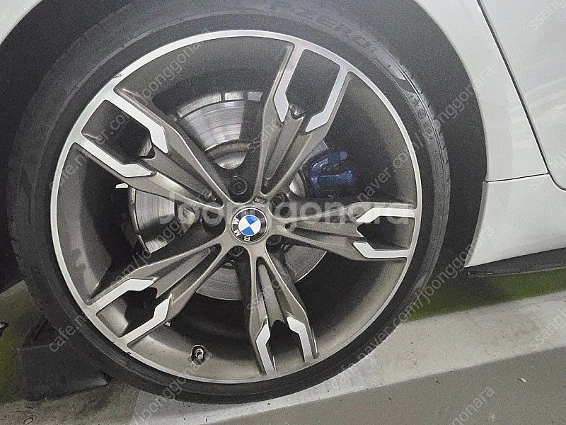 bmw m550i 20인치 순정휠 팝니다--0