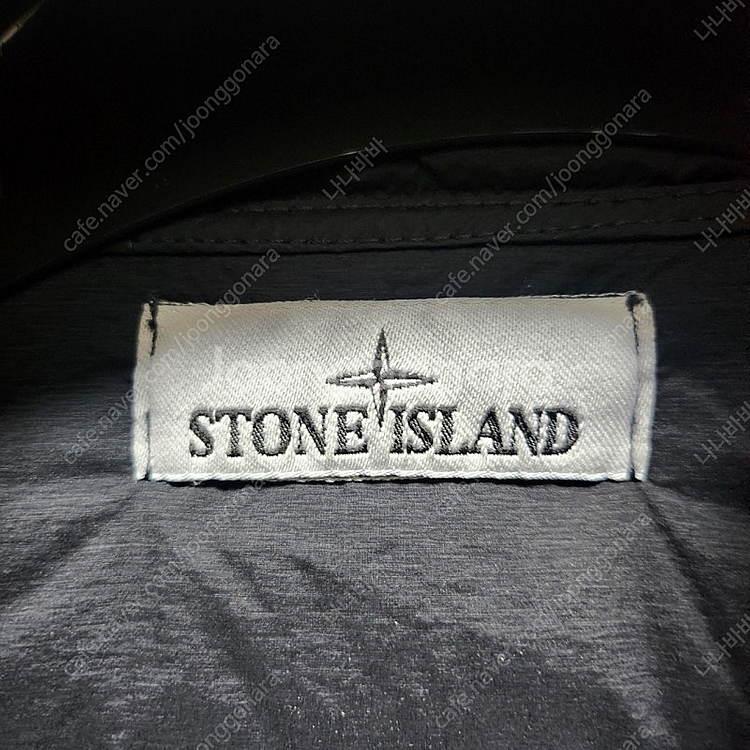 스톤아일랜드 심리스 터널 나일론 패딩 판매합니다--4