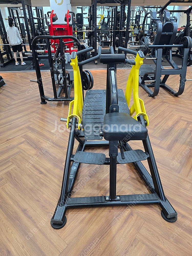 뉴텍 중고 헬스기구 머신 다양하게 준비되어 있습니다~!--2