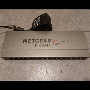 프리미엄 스위칭 허브 분배기 넷기어 GS116E v2 NETGEAR