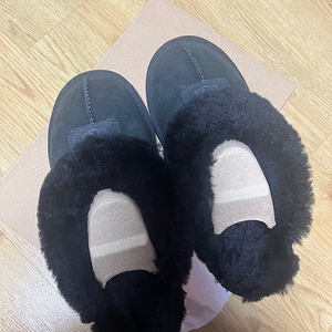 UGG 코게트 블랙 230