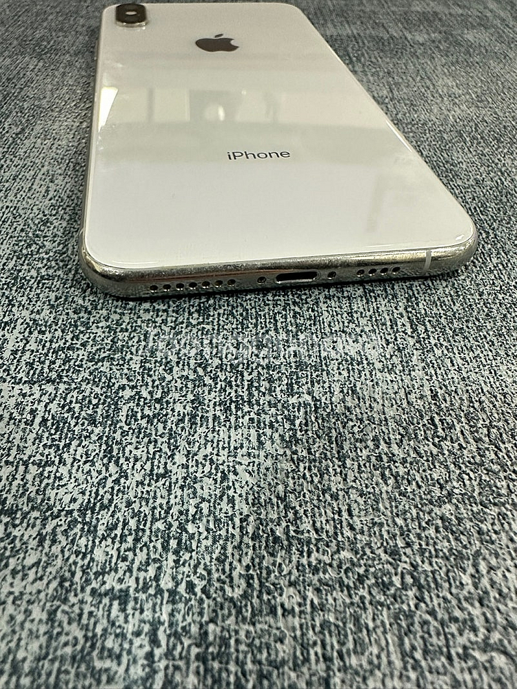 (A급) 아이폰XS MAX 256G 실버 배터리81% 깨끗한폰 35만원 판매해요--7