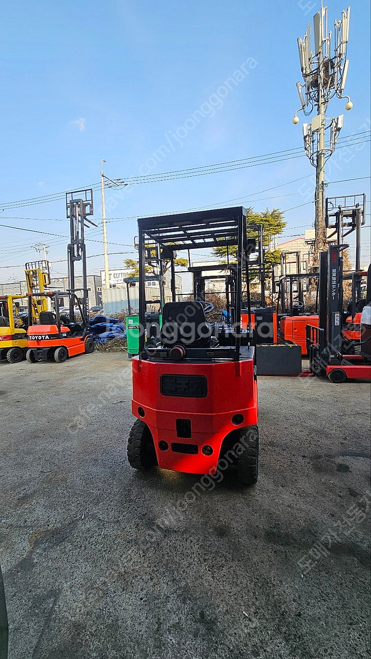 저렴하고 경정비완료한 니쮸 좌식 1.5톤 전동지게차 판매 3m 400만--3