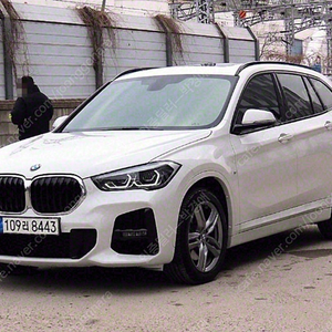 중고차 BMW X1(2세대) 20i xDrive M 스포츠팩 21년형 39,000키로 중고차전액할부 ★ 여유자금 ★ 수원 ★