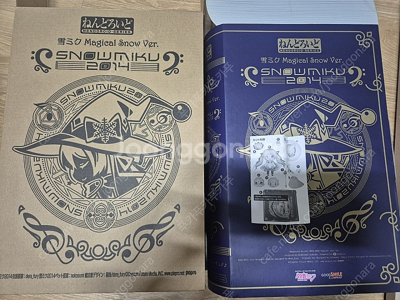 하츠네 미쿠 유키미쿠 2014 넨도 넨도로이드 개봉--1