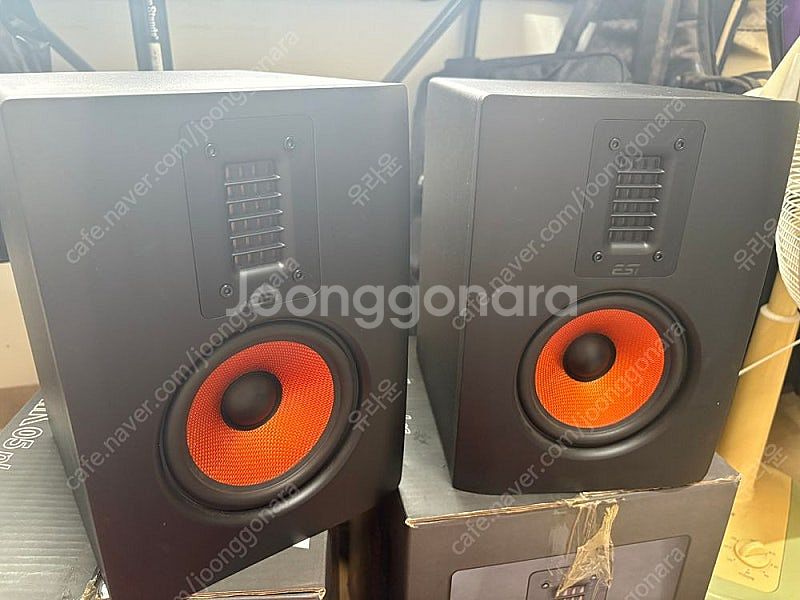 ESI UNIK 05 PLUS 모니터 스피커 판매합니다--0