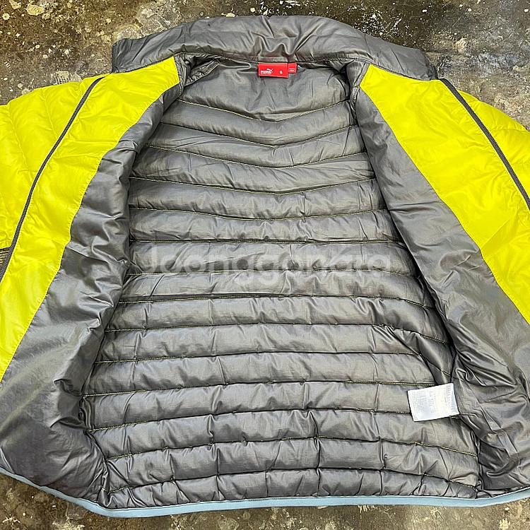 S) 푸마 구스다운 경량패딩 점퍼 나이키 아디다스 데상트 디스커버리--3