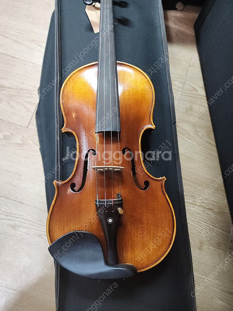 4/4 효정250호 바이올린 상태좋음 사각케이스 어깨받침 송진 홤 모두풀셋--0