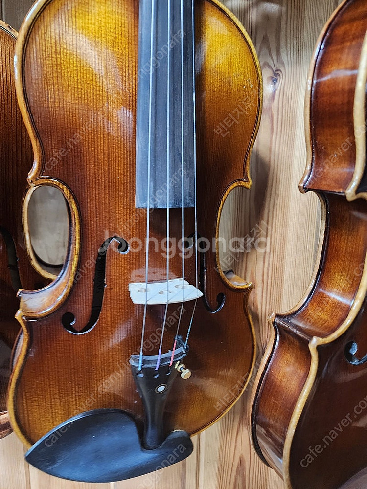 4/4 효정250호 바이올린 상태좋음 사각케이스 어깨받침 송진 홤 모두풀셋--2