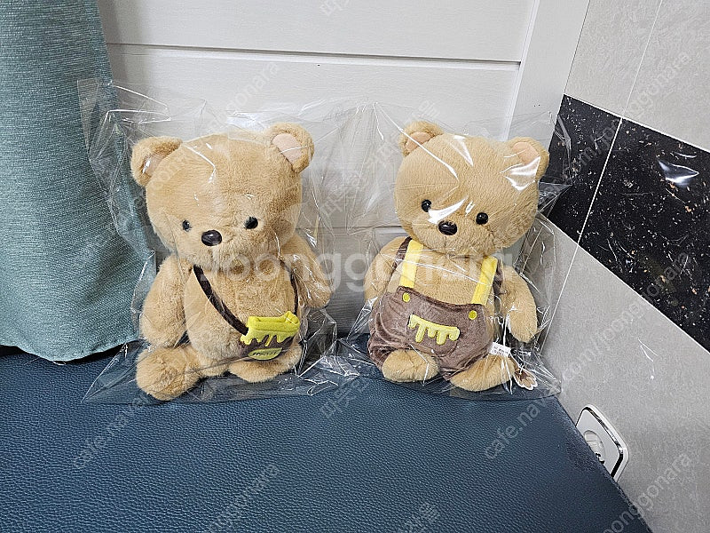 허니베어 멜빵바지 중형 곰돌이랑 기본형 인형 새거 팔아...--2