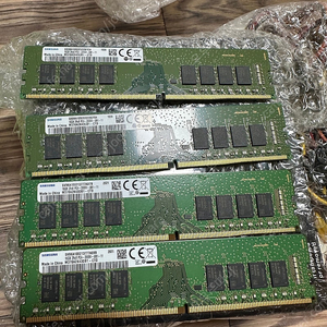 삼성전자 DDR4 2666 16g 팝니다.