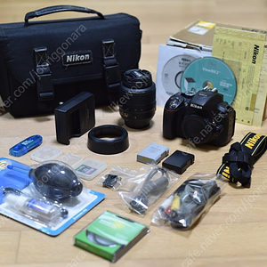 니콘 nikon D5300, 18-55mm, 배터리 2개, 가방, 어깨 스트랩, 설명서, 등 세트 판매