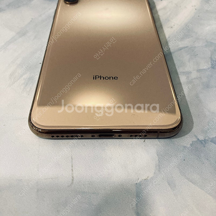 아이폰XS MAX 골드 256용량 매우깨끗 27만원 판...--2