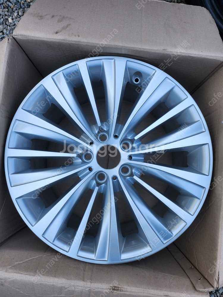 [판매] BMW 5GT 순정 19인치 임판급 휠 한대분...--2