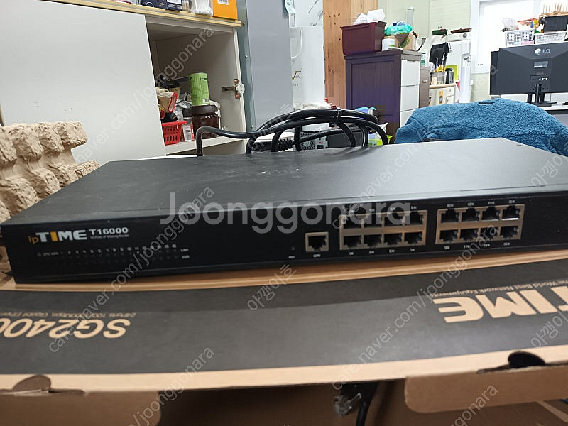 iptime T16000 스위치허브 16포트--1