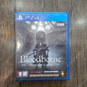 PS4 블러드본 올드헌터 팝니다.