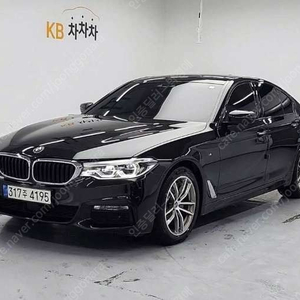 중고차 BMW 5시리즈(7세대) 520d M스포츠팩 17년형 149,000키로 중고차전액할부 ★ 여유자금 ★ 수원 ★