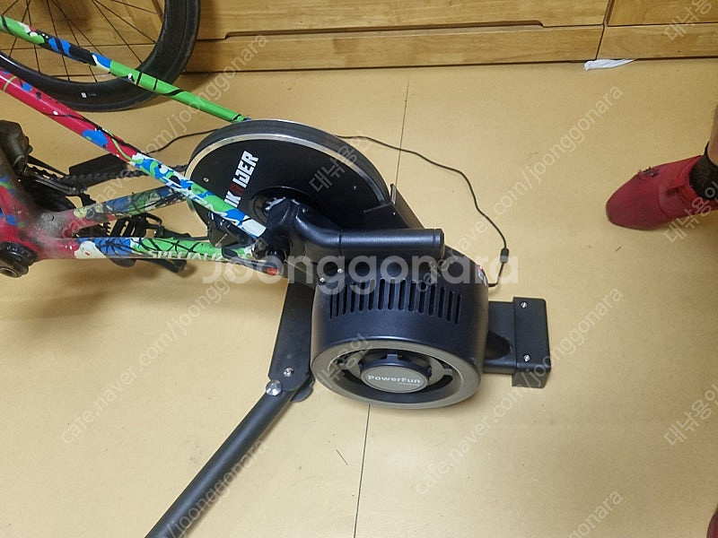 싱크라이더 x7 pro 스마트 로라 스마트 트레이너--2