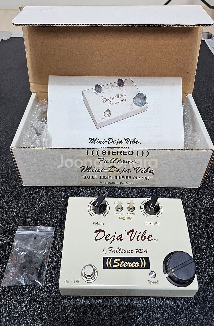 (판매) Fulltone Deja Vibe Stereo...--0