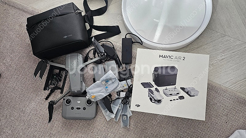 DJI 매빅 에어2 플라이 모어 콤보--0