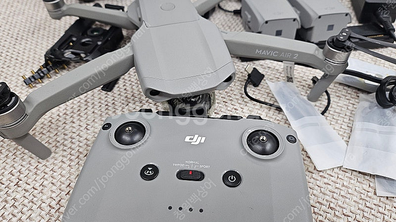 DJI 매빅 에어2 플라이 모어 콤보--5