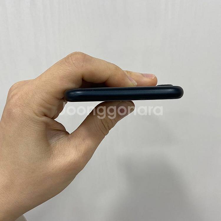 61311 아이폰SE3 128기가 블랙 공기계 팝니다 ...--5