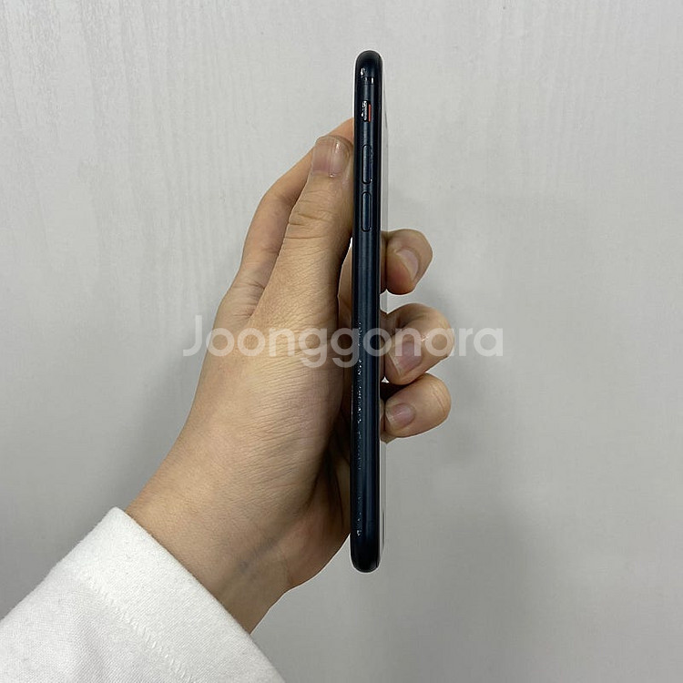 61311 아이폰SE3 128기가 블랙 공기계 팝니다 ...--6