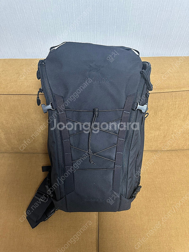 아크테릭스 리프 어썰트팩 45L 블랙색상 팝니다--0