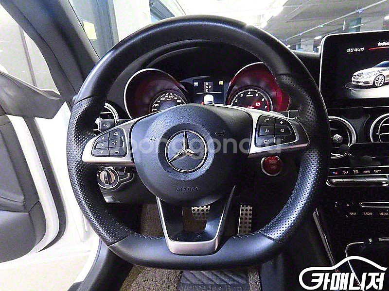 [벤츠]C클래스 W205 C200 카브리올레 (4인승)...--3