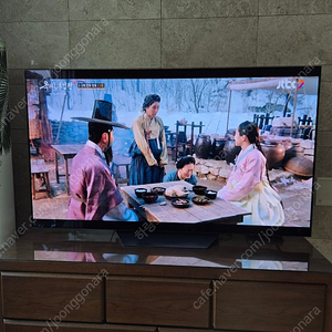 <신혼가전> LG OLED 65인치 고급형 TV 판매합니다ㅎ