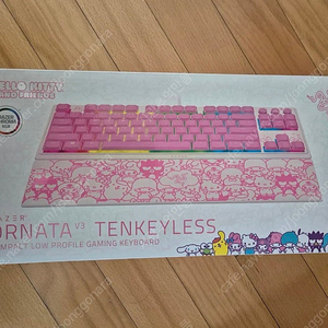 <새상품>레이저코리아 ORNATA V3 TKL 오나타 V3 텐키리스 게이밍 키보드 헬로키티에디션 미개봉 새상품