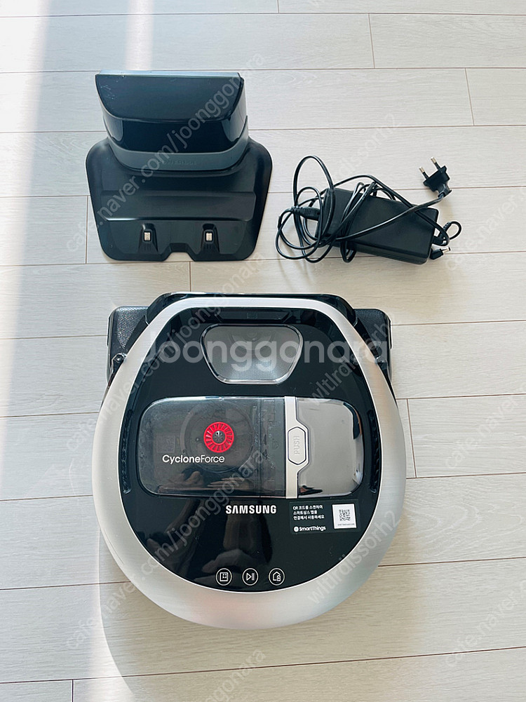 삼성 로봇청소기 (파워봇​ VR20R7250WC) 팝니...--2