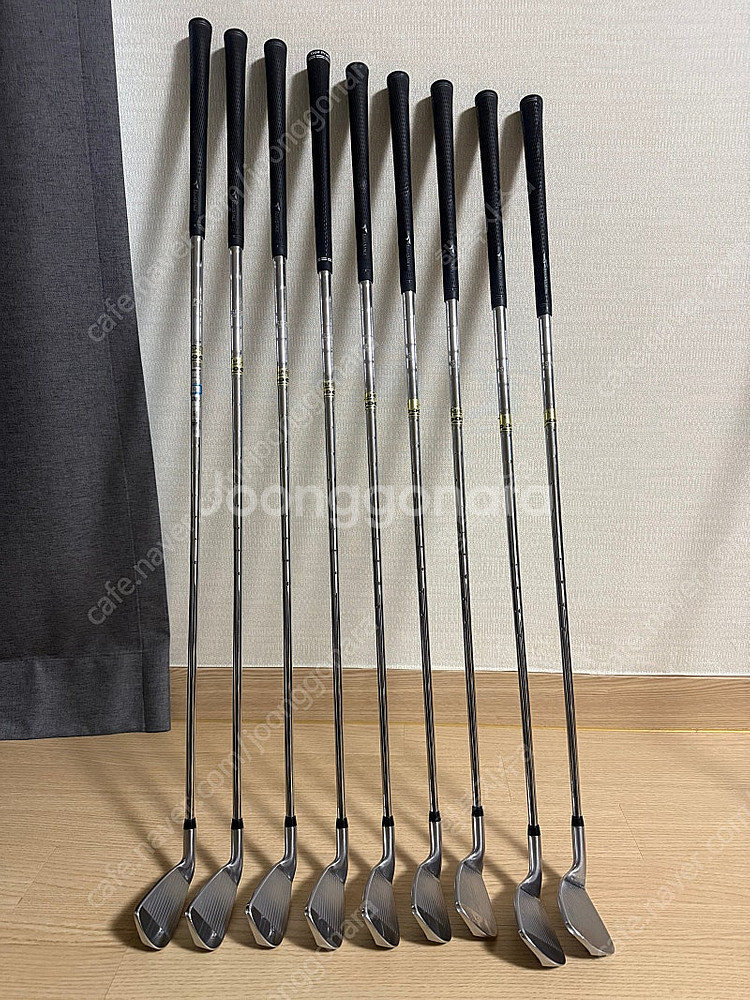 브리지스톤 v300 2세대 4~S 9 아이언 팝니다.(...--0