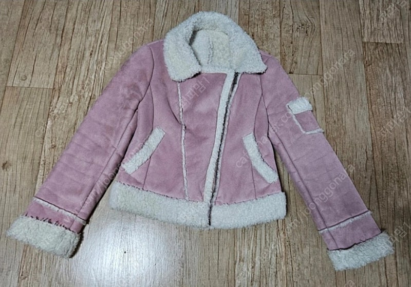 정품) 숲 핑크 양털 무스탕 판매합니다 이미지