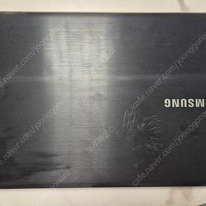 삼성노트북 NT500R5L I3-6006U 2.0G 램4Gb SSD-128Gb HDD-1Tb 택포8만